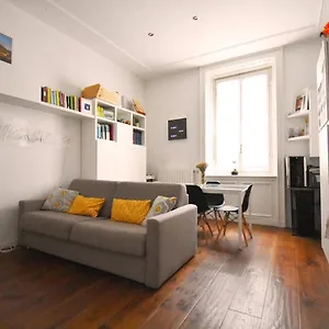 Appartamento Corte Del 6 - Cozy Modern Flat, Milano