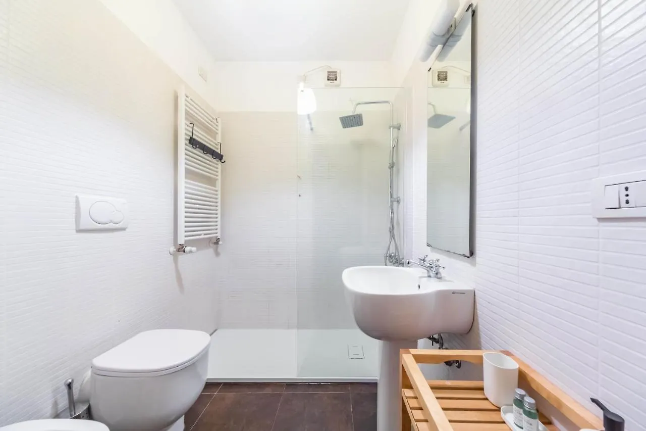 Апартаменты Cozy Flat 500M From Affori Fn! Милан
